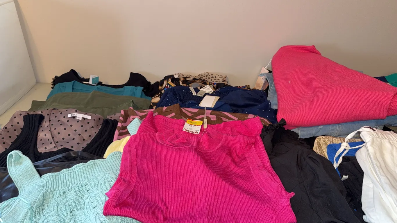 Women’s Fashion Clothing Assortment