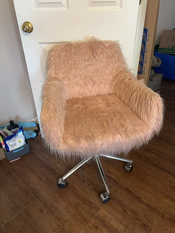 Pink Faux Fur Rolling Desk Chair