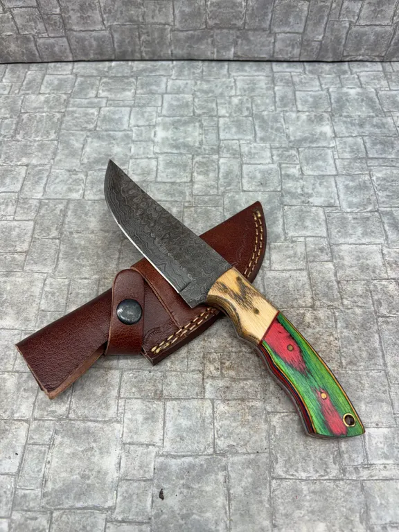 Handmade Damascus Steel Knife with Leather Sheath