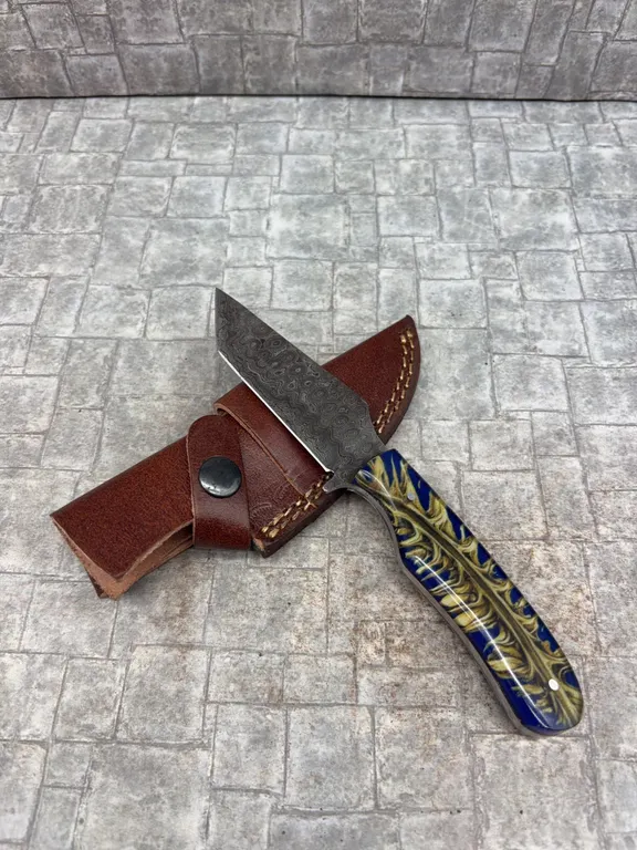Handmade Damascus Steel Knife with Leather Sheath