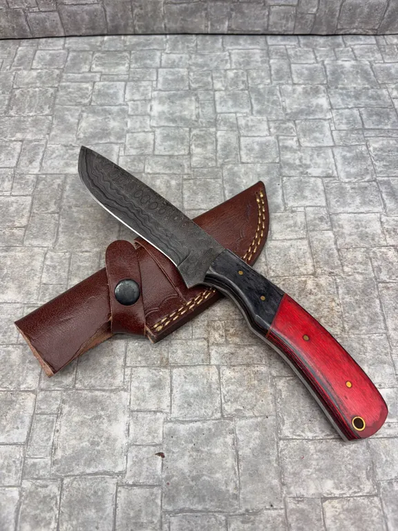 Handmade Damascus Steel Knife with Leather Sheath