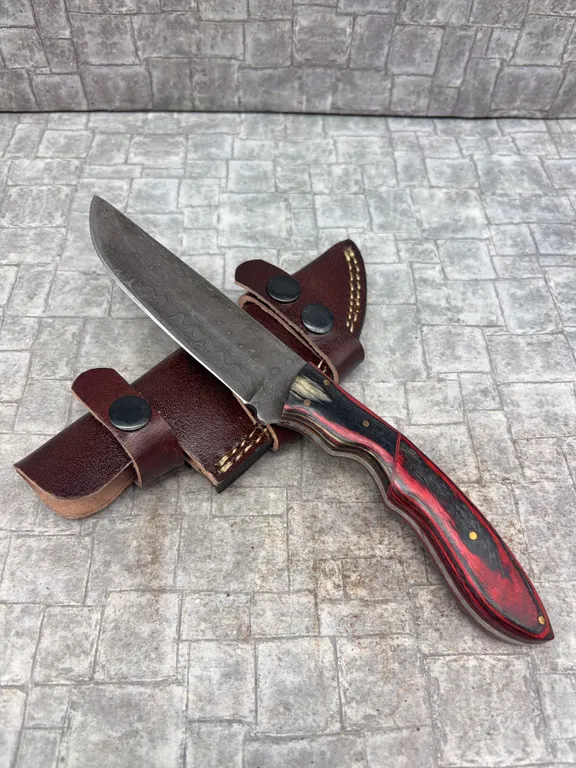 Handmade Damascus Steel Knife with Leather Sheath