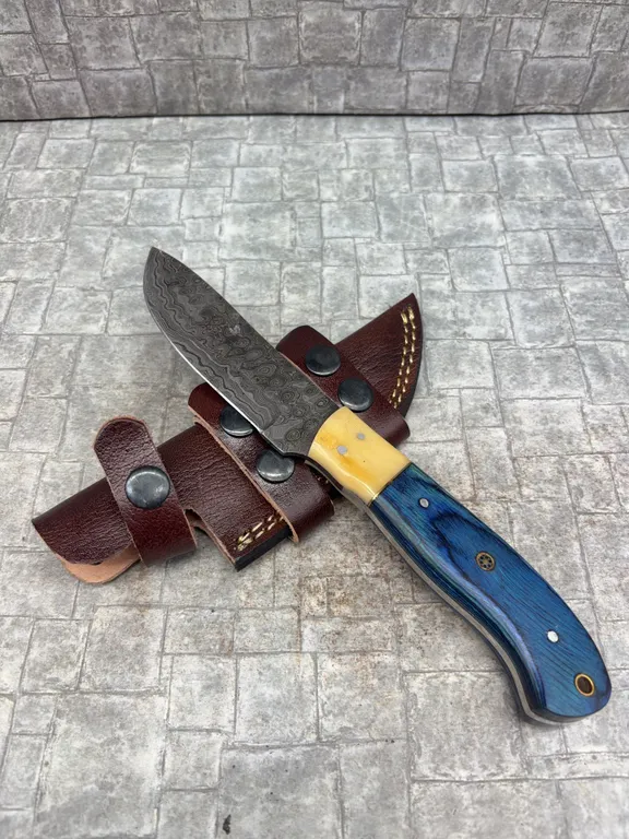 Handmade Damascus Steel Knife with Leather Sheath