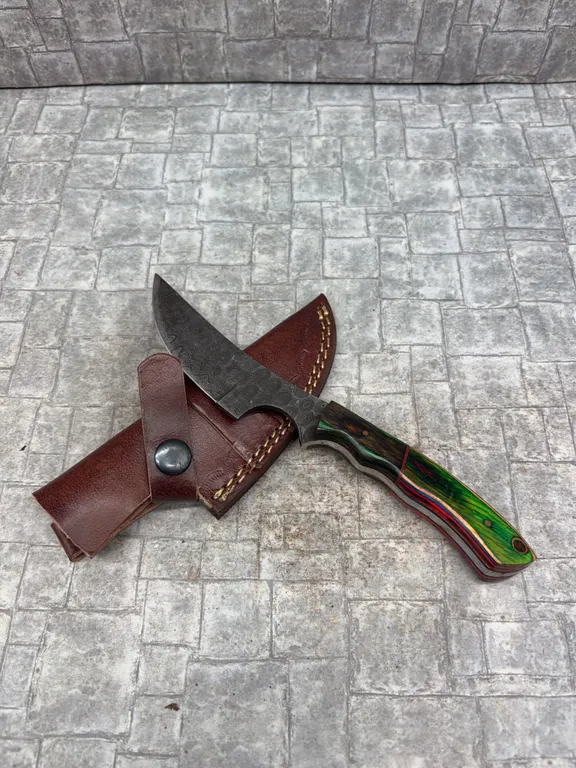 Handmade Damascus Steel Knife with Leather Sheath