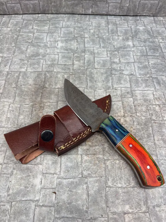 Handmade Damascus Steel Knife with Leather Sheath