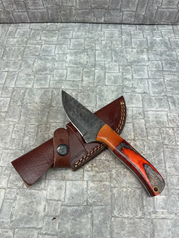 Handmade Damascus Steel Knife with Leather Sheath