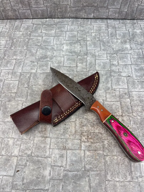 Handmade Damascus Steel Knife with Leather Sheath