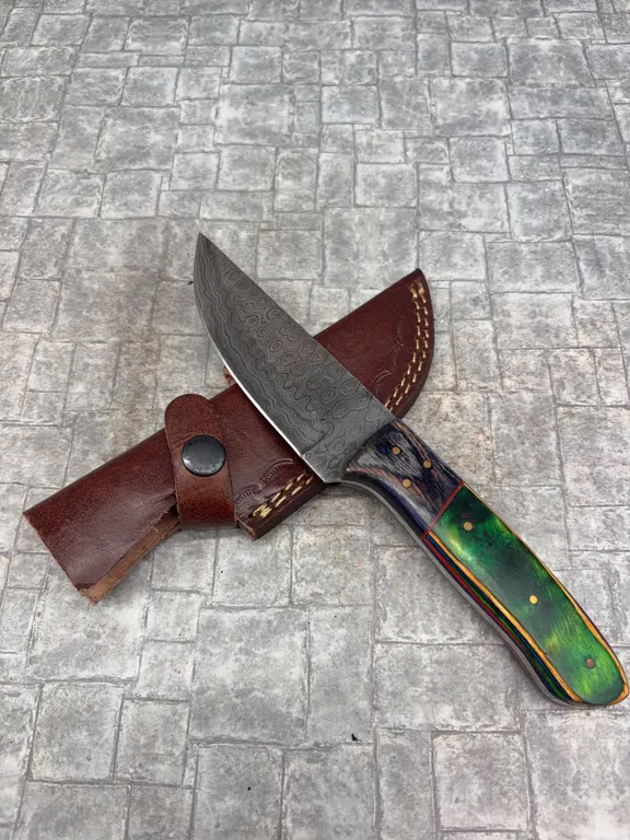 Handmade Damascus Steel Knife with Leather Sheath
