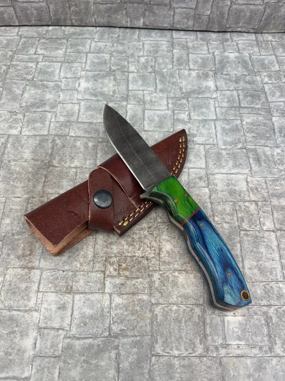 Handmade Damascus Steel Knife with Leather Sheath