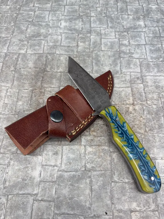 Handmade Damascus Steel Knife with Leather Sheath