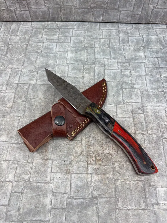 Handmade Damascus Steel Knife with Leather Sheath