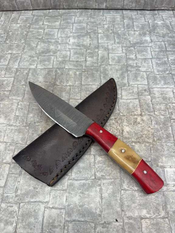 Handmade Damascus Steel Knife with Leather Sheath