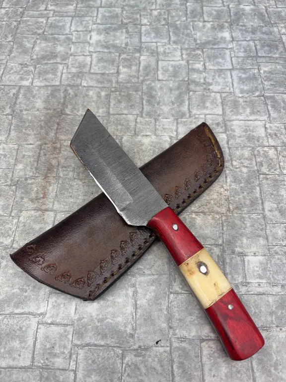 Handmade Damascus Steel Knife with Leather Sheath