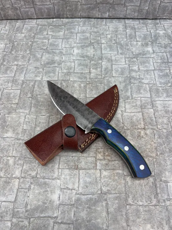 Handmade Damascus Steel Knife with Leather Sheath