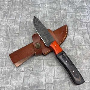 Handmade Damascus Steel Knife with Leather Sheath