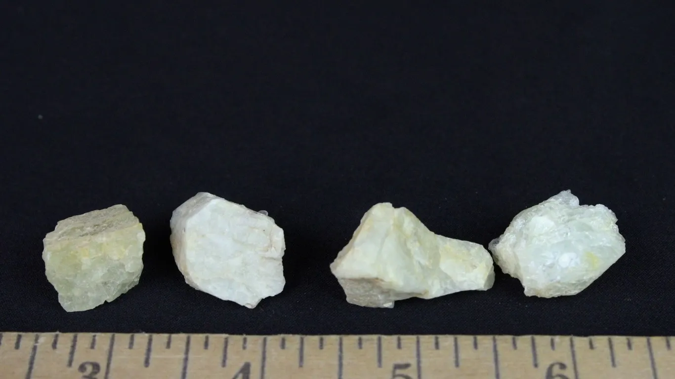 Emerald Beryl Specimens, 1 oz