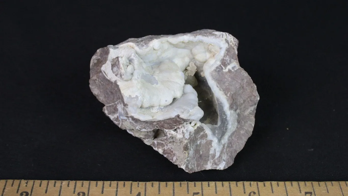 Dugway Geode, 9 oz