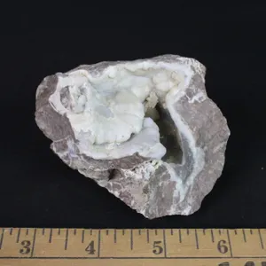 Dugway Geode, 9 oz