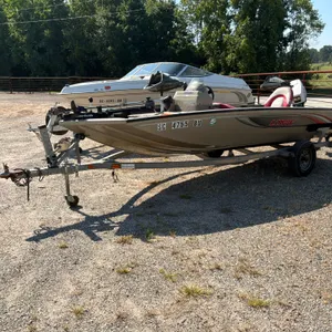 2005 LOWE 160W BASS BOAT VIN LWCB0015I405