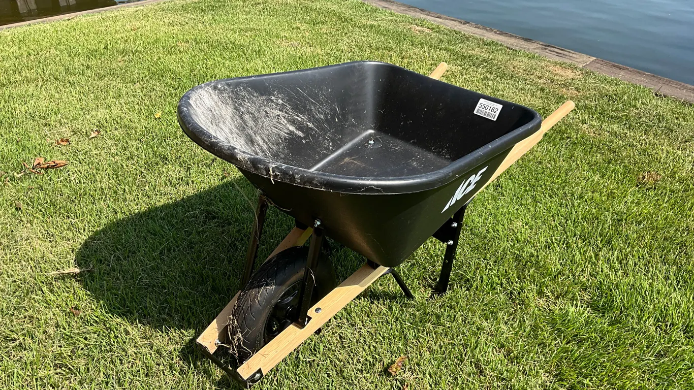 ACE WHEELBARROW