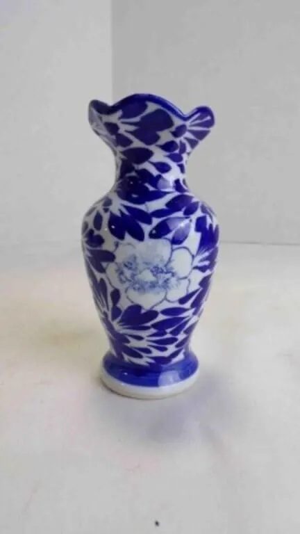 Miniature Blue & White Floral Porcelain Bud Vase