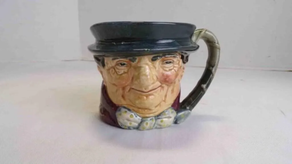 Vintage Royal Doulton "Tony Weller" Toby Jug/Mug