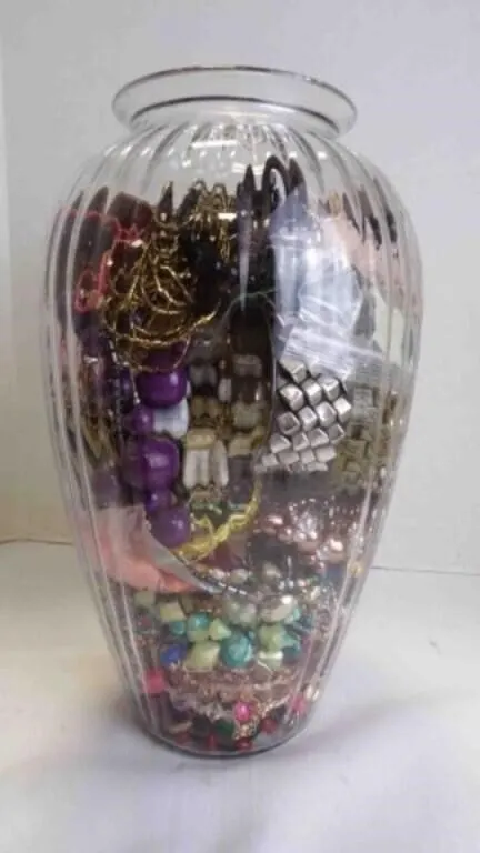 Large Lot of Vintage, Modern & Costume Jewelry