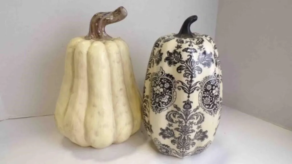 Stylish Pair of Seasonal Molded Deco Pumpkins
