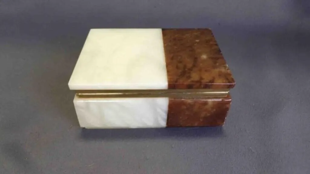 Genuine Alabaster Hand-Carved Keepsake/Storage Box