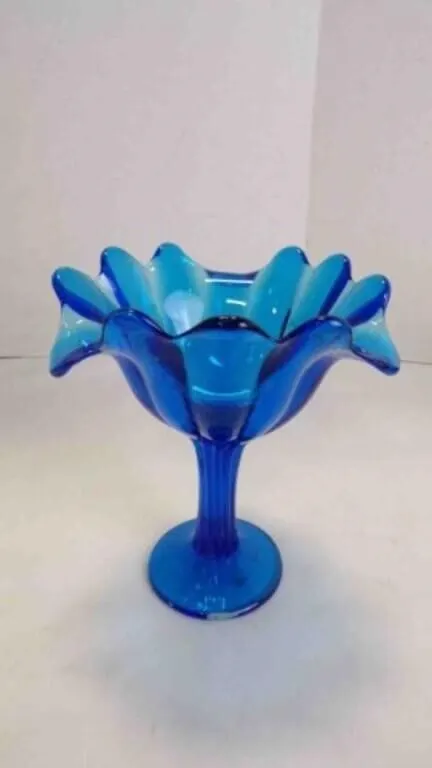 Vintage Fenton Glass Valencia Pattern Candy Dish