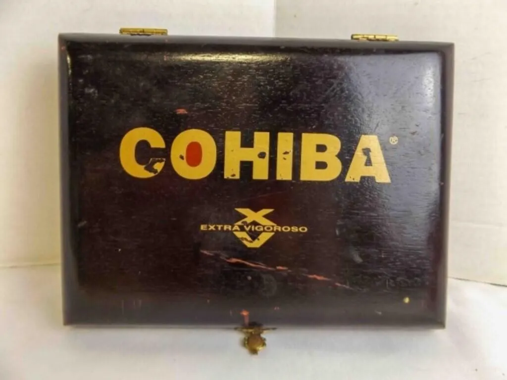 Cohiba Extra Vigoroso Hinged Wooden Cigar Box
