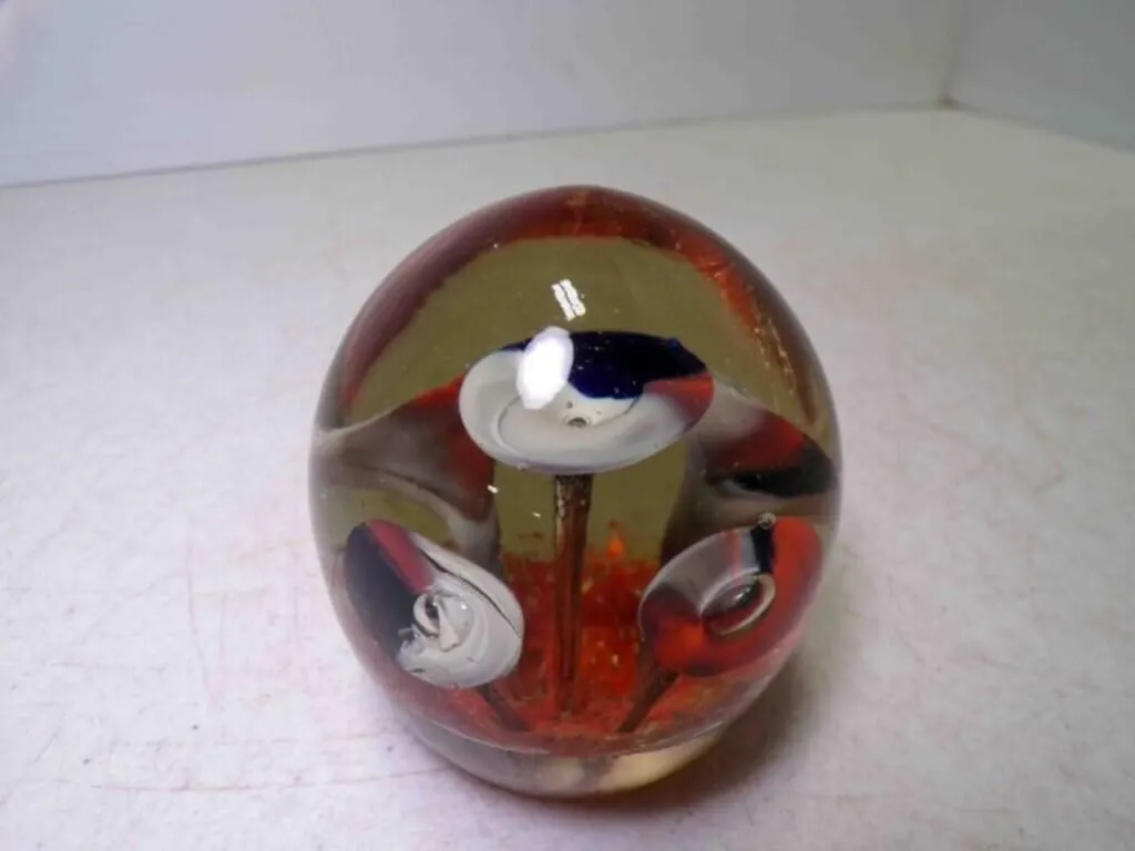 Vintage Hand Crafted Art Glass Paperweight w/Blue