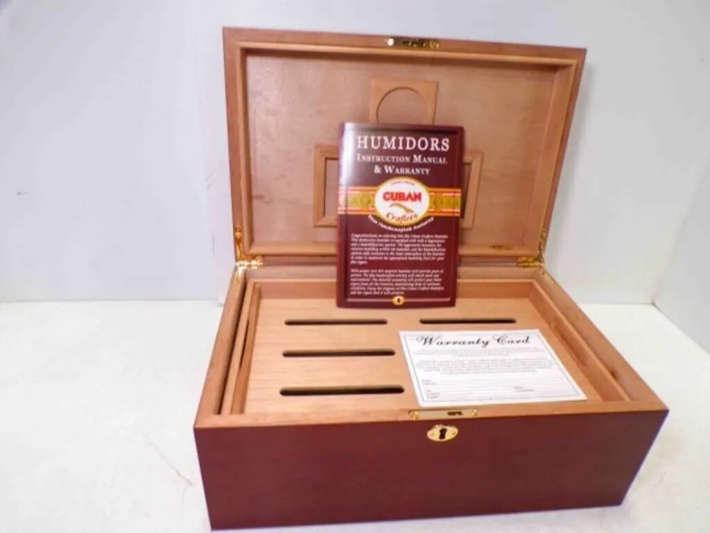 Spanish Cedar Cuban Crafters Desktop Locking Cigar