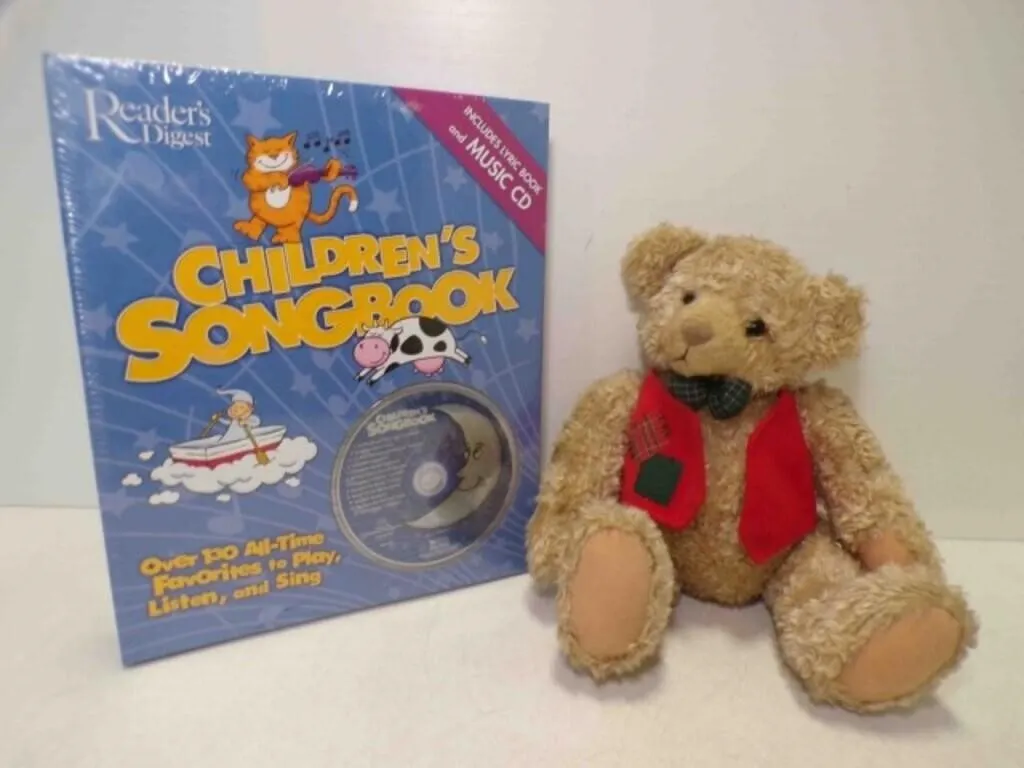 1990s Hallmark Holiday Plush Teddy Bear & NEW