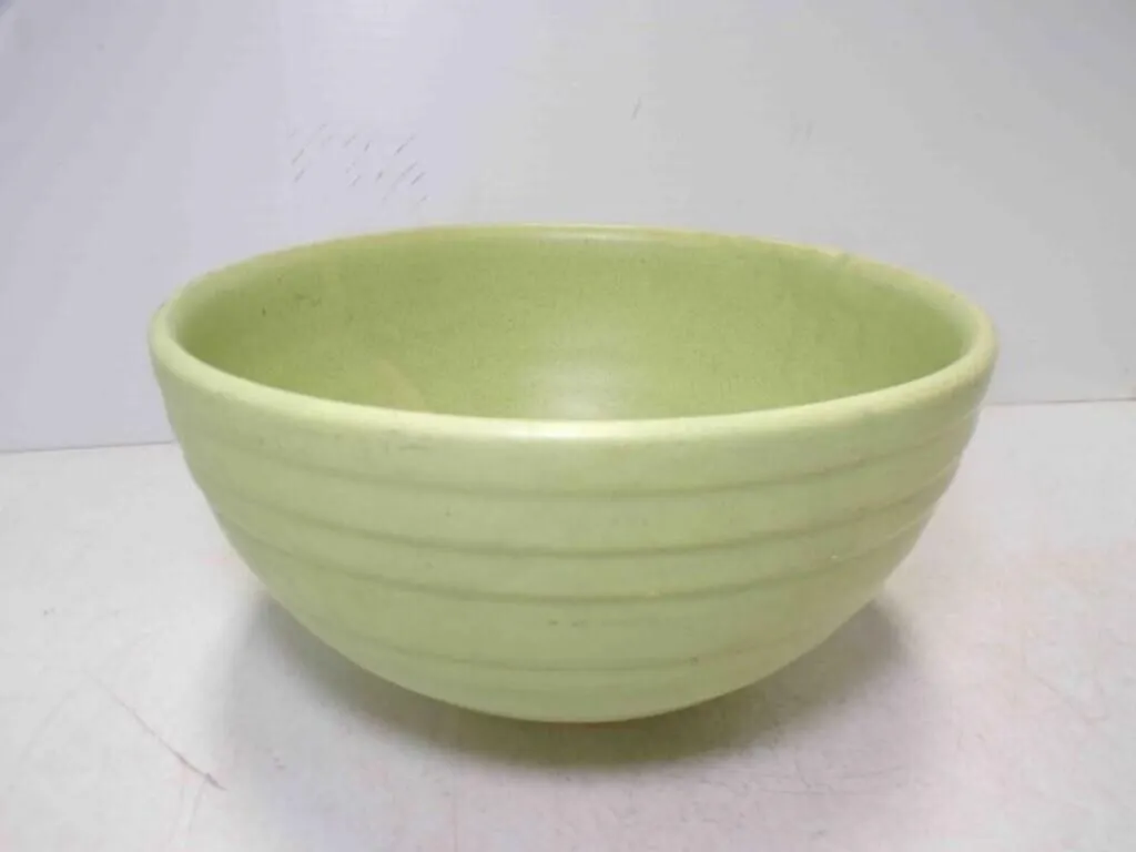 Vintage LARGE Green Speckled McCoy Pottery Beehive