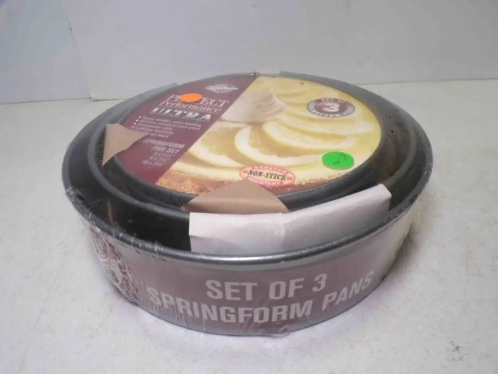 Set of 3 NEW Wilton Springform Pans Non-Stick
