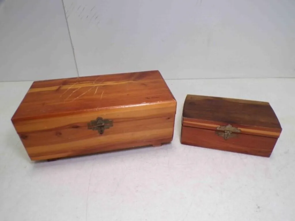 (2) Cedar Souvenir Boxes - Luray Caverns, VA &
