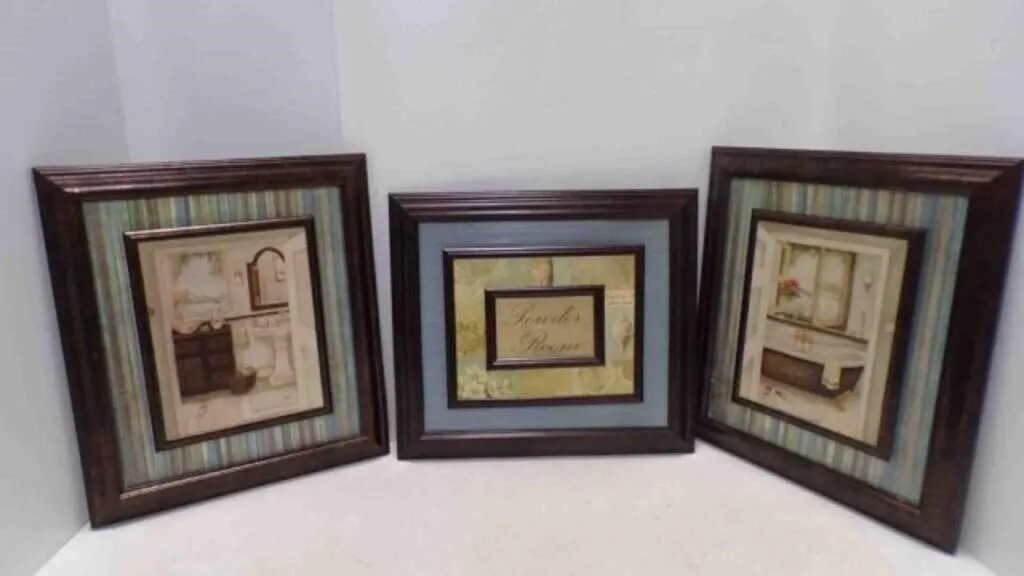 (3) Handcrafted Bathroom D�cor Wall Hangings