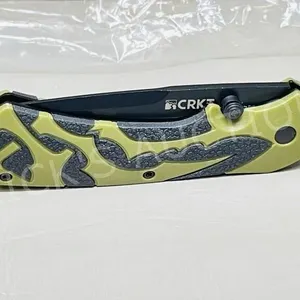 New-CRKT Moxie folder knife, green/black