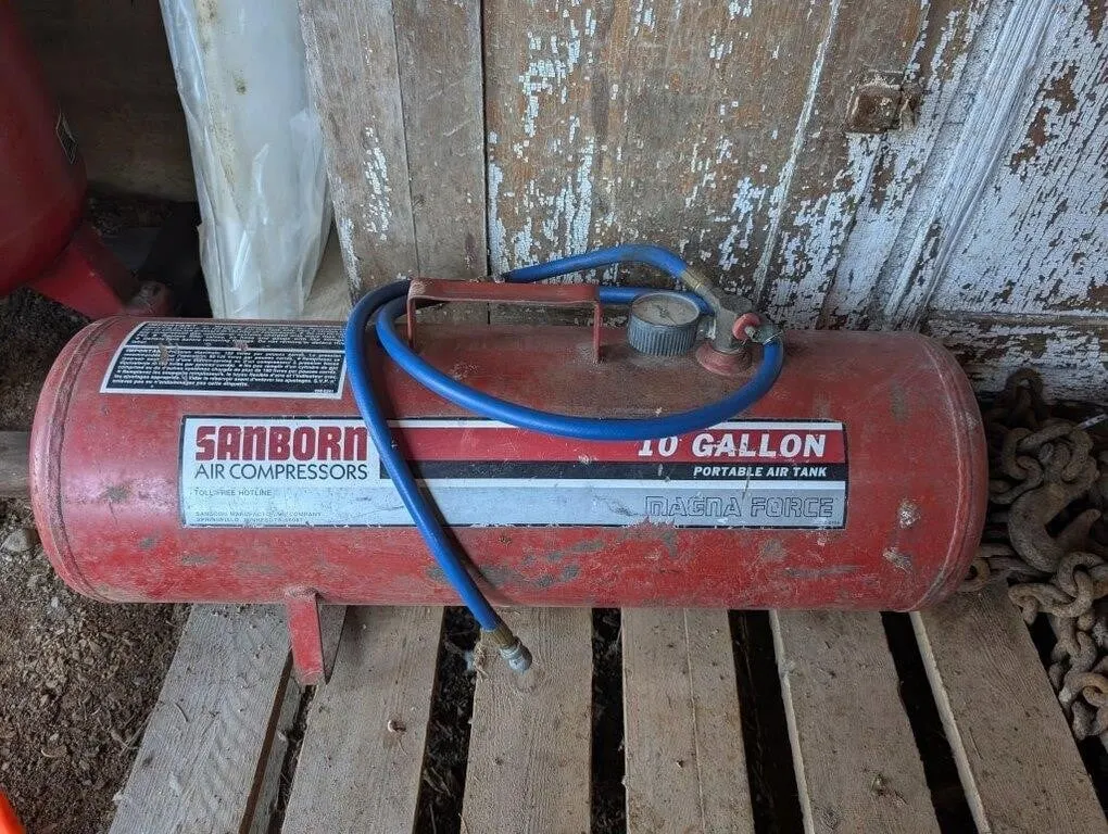 Sanborn Air Compressor 10 Gallon.