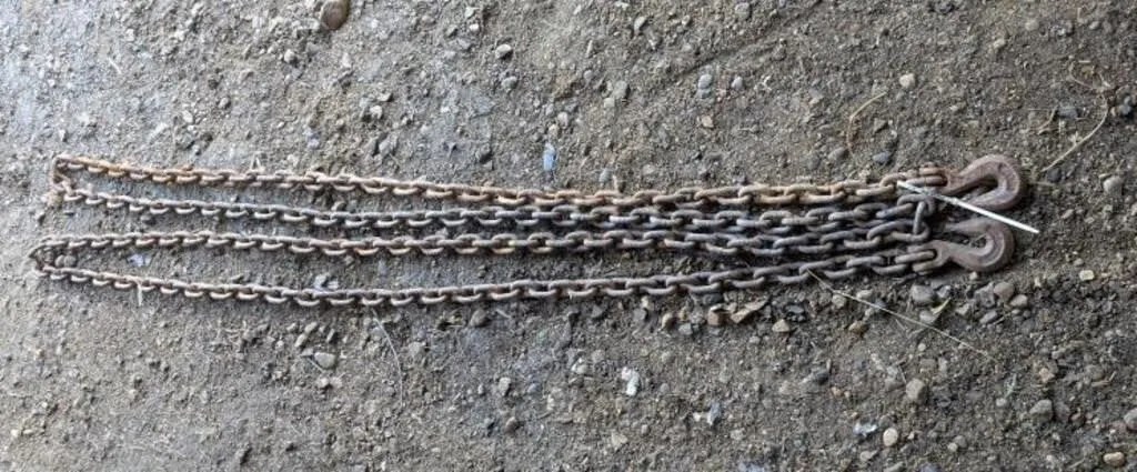 1 Chain Approx 20ft.