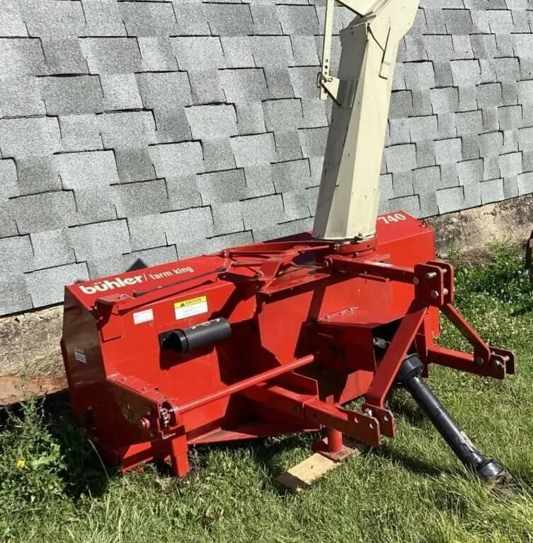 Buhler Farm King. 740. 7ft snowblower