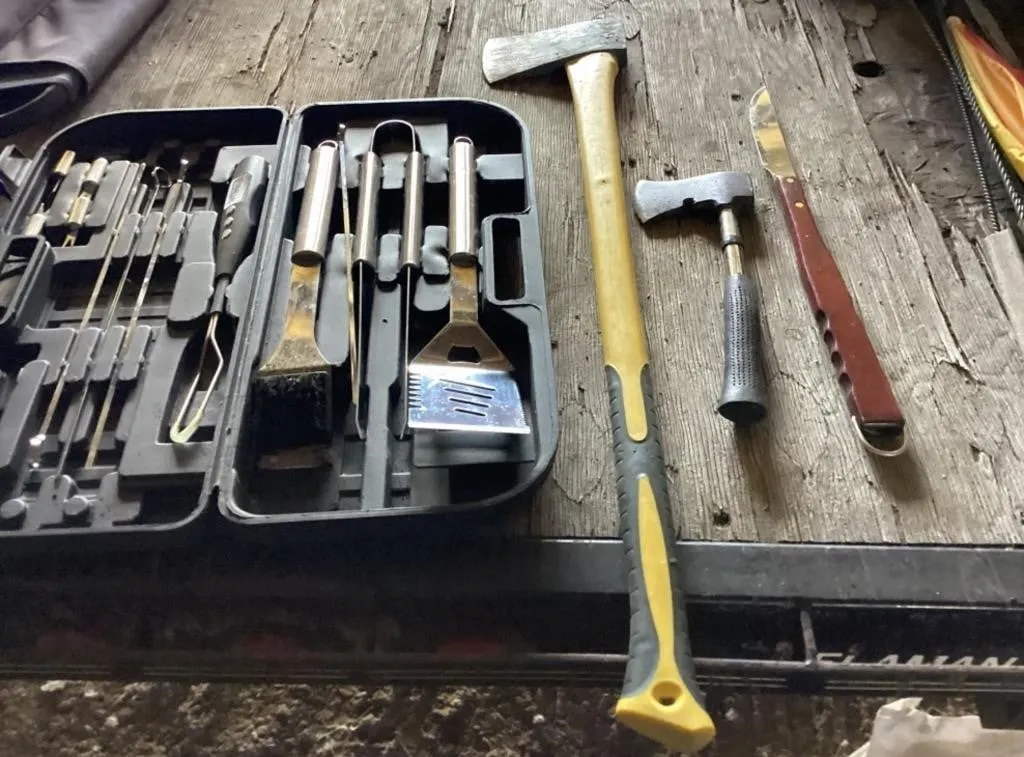 Set of BBQ tools 2 axes and a knife