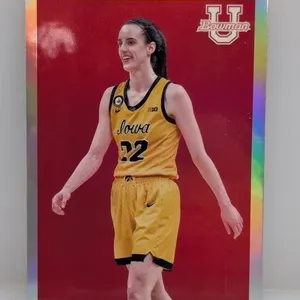 2023 Bowman Chrome University Caitlin Clark #30