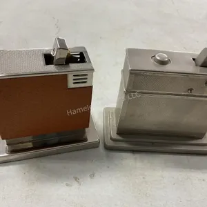 2 Vintage Table Lighters
