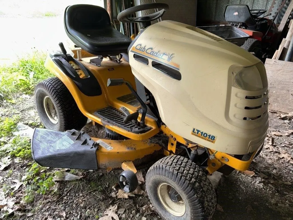 Cub Cadet Lawn Mower