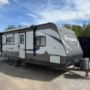2017 Prowler Lynx T/A Travel Trailer 5SFPB2927HE33