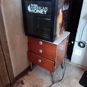 Wild Turkey American Honey Cooler & Three Drawer