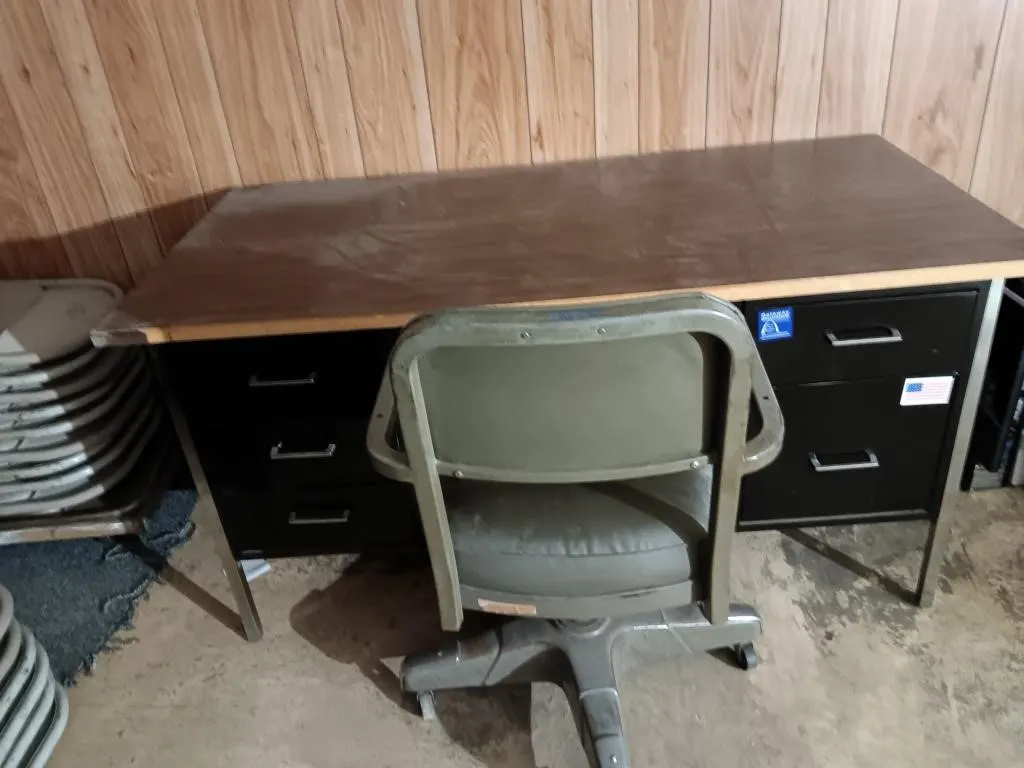 Metal desk 60x30x29 & old desk chair