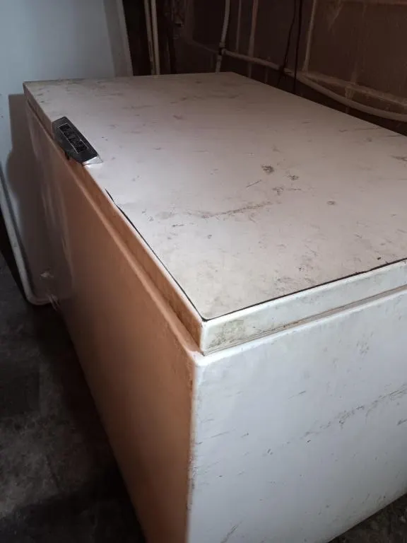 Chest freezer approximately 44.5x27.5x35, NOT